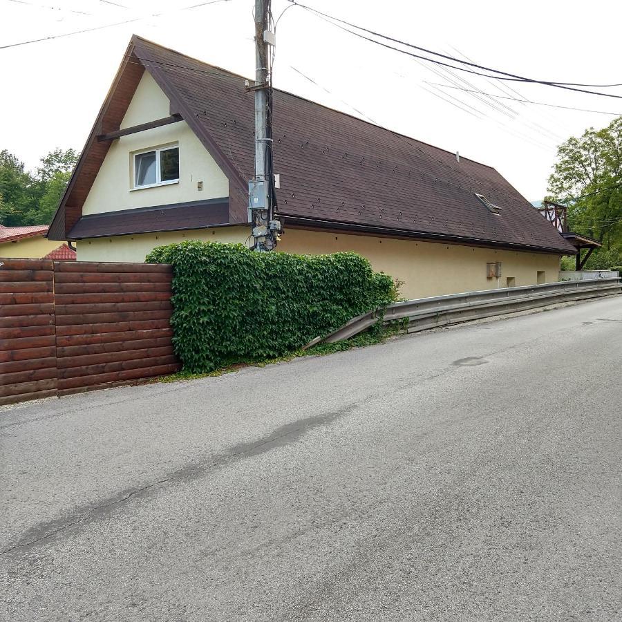 Apartman Tajov Pre 5-6 Osob, Privatne Parkovanie A Terasa Exterior foto